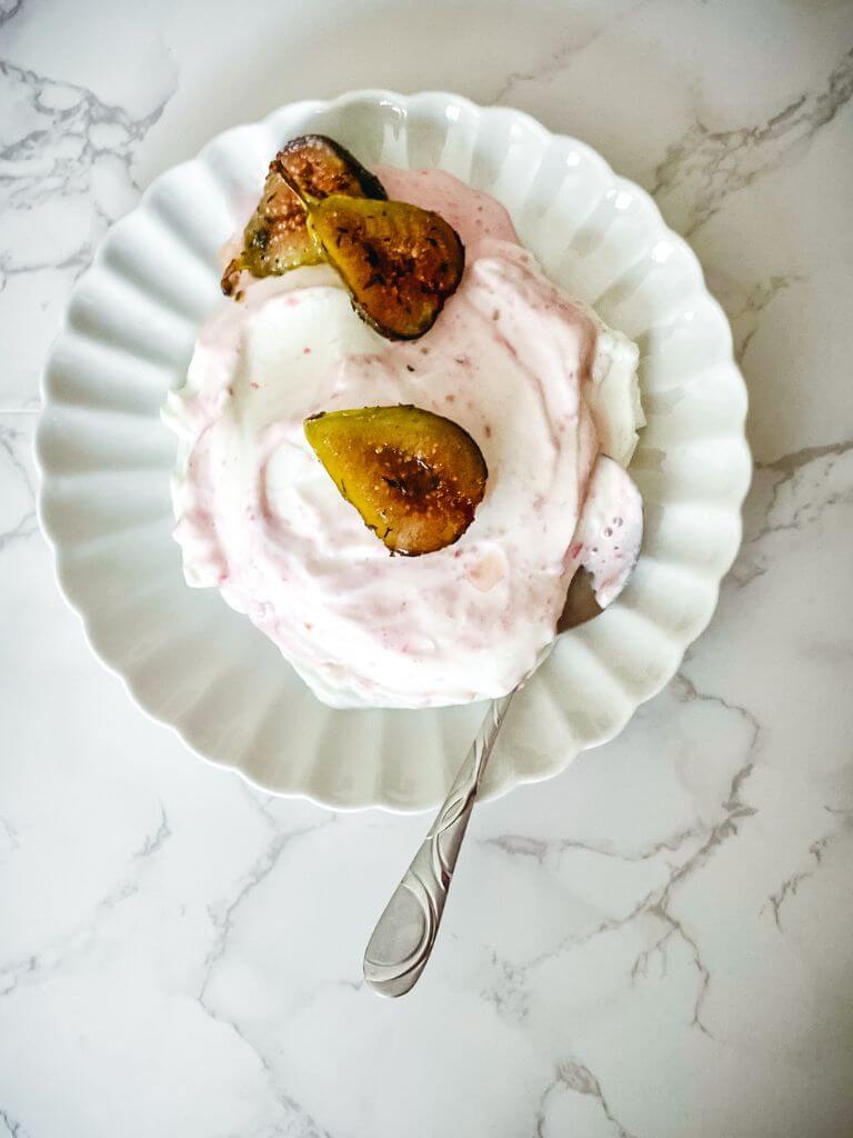 Roasted figs with honey